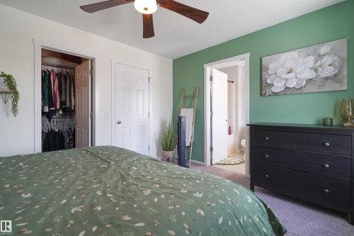 169 62 Street, Edmonton, AB - Indoor Photo Showing Bedroom