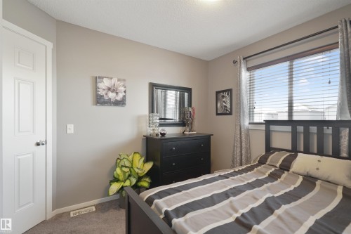 169 62 Street, Edmonton, AB - Indoor Photo Showing Bedroom