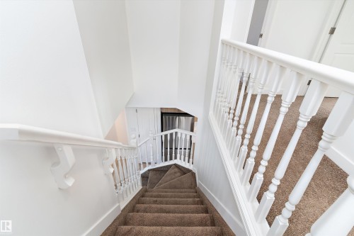 63 1033 Youville Drive W, Edmonton, AB - Indoor Photo Showing Other Room