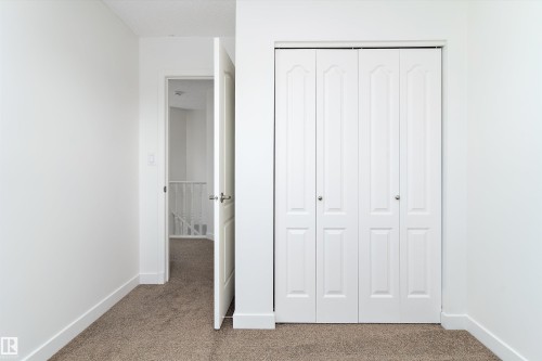 63 1033 Youville Drive W, Edmonton, AB - Indoor