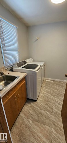 10712 159 Street, Edmonton, AB - Indoor Photo Showing Laundry Room