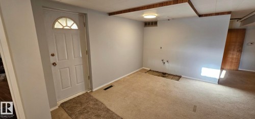 10712 159 Street, Edmonton, AB - Indoor