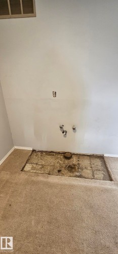 10712 159 Street, Edmonton, AB - Indoor Photo Showing Other Room