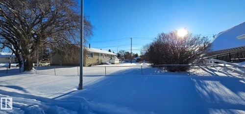 10712 159 Street, Edmonton, AB - Outdoor