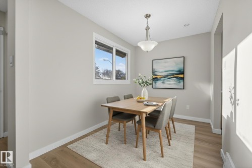3205 142 Avenue, Edmonton, AB - Indoor Photo Showing Dining Room