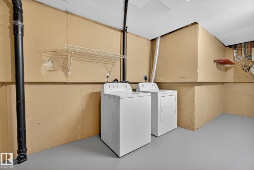 3205 142 Avenue, Edmonton, AB - Indoor Photo Showing Laundry Room