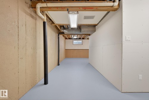 3205 142 Avenue, Edmonton, AB - Indoor Photo Showing Basement