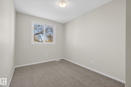 3205 142 Avenue, Edmonton, AB - Indoor Photo Showing Other Room