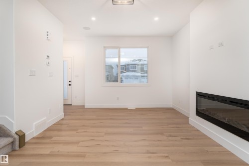 3111 Magpie Way, Edmonton, AB - Indoor With Fireplace