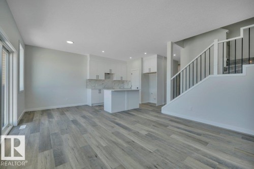 192 Munn Way, Leduc, AB - Indoor Photo Showing Kitchen
