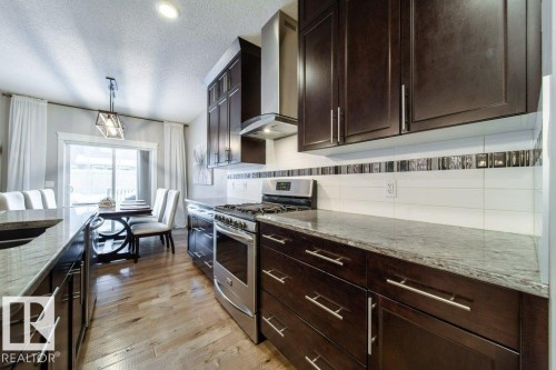 4374 Crabapple Crescent, Edmonton, AB - Indoor Photo Showing Kitchen With Upgraded Kitchen