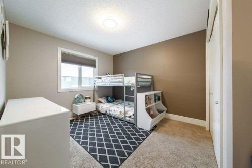4374 Crabapple Crescent, Edmonton, AB - Indoor Photo Showing Bedroom