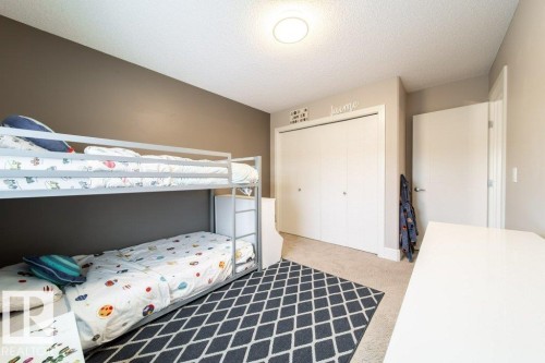 4374 Crabapple Crescent, Edmonton, AB - Indoor Photo Showing Bedroom