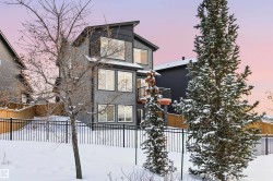 4899 KINNEY Road  Edmonton, AB T6W 5G9