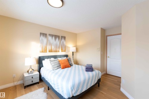 1135 116 Street, Edmonton, AB - Indoor Photo Showing Bedroom
