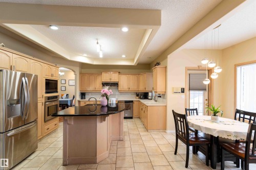 1135 116 Street, Edmonton, AB - Indoor