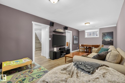 9022 92 Street, Edmonton, AB - Indoor Photo Showing Living Room