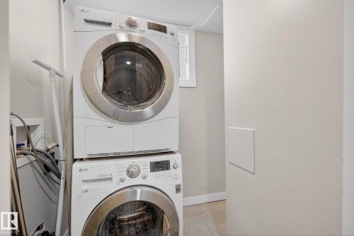 9022 92 Street, Edmonton, AB - Indoor Photo Showing Laundry Room