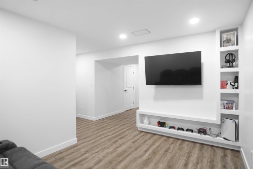 4112 171 Avenue, Edmonton, AB - Indoor