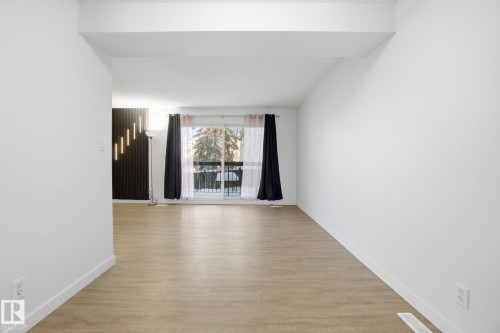 5538 145 Avenue, Edmonton, AB - Indoor