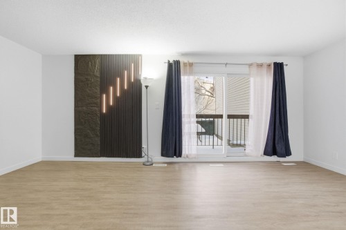 5538 145 Avenue, Edmonton, AB - Indoor