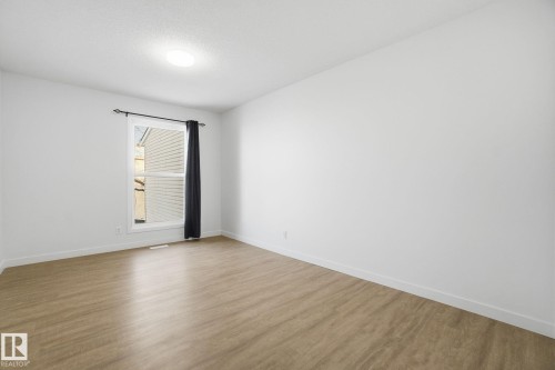 5538 145 Avenue, Edmonton, AB - Indoor Photo Showing Other Room