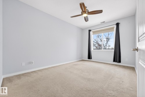 230 2503 Hanna Crescent, Edmonton, AB - Indoor Photo Showing Other Room