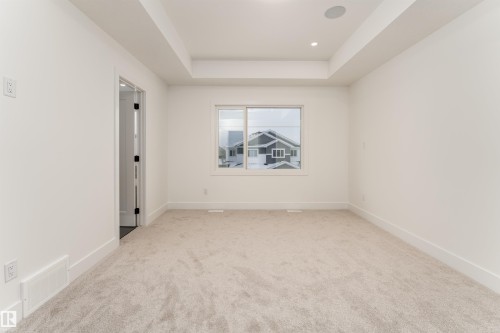 3103 Magpie Way, Edmonton, AB - Indoor Photo Showing Other Room