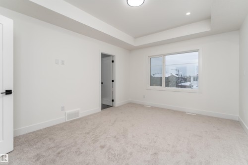3103 Magpie Way, Edmonton, AB - Indoor Photo Showing Other Room