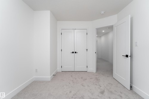 3103 Magpie Way, Edmonton, AB - Indoor Photo Showing Other Room