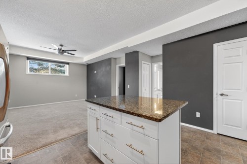 19 6520 2 Avenue, Edmonton, AB - Indoor