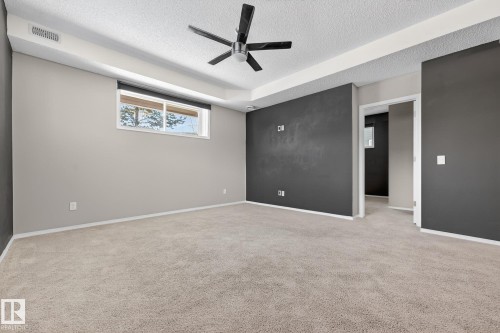 19 6520 2 Avenue, Edmonton, AB - Indoor Photo Showing Other Room