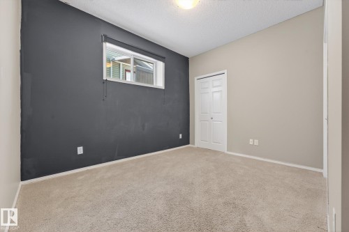 19 6520 2 Avenue, Edmonton, AB - Indoor Photo Showing Other Room