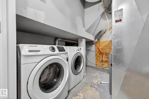 19 6520 2 Avenue, Edmonton, AB - Indoor Photo Showing Laundry Room