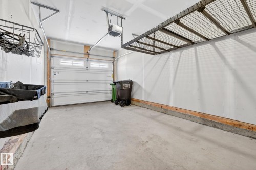 19 6520 2 Avenue, Edmonton, AB - Indoor Photo Showing Garage