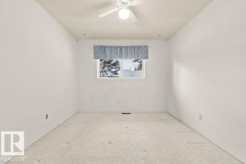 23 Pineview Horizon Village, St. Albert, AB - Indoor Photo Showing Other Room