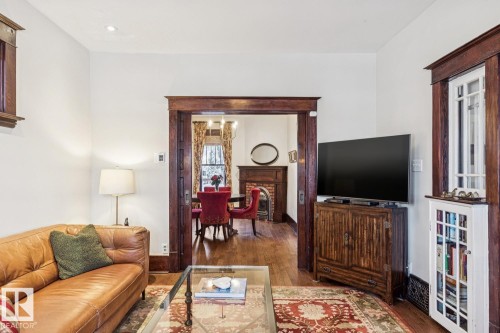 10720 126 Street, Edmonton, AB - Indoor Photo Showing Living Room