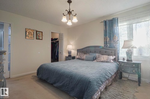 17607 55 Avenue, Edmonton, AB - Indoor Photo Showing Bedroom