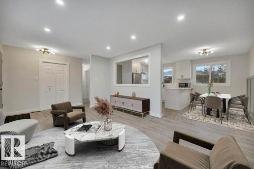 44 Athapaskan Drive, Leduc, AB - Indoor Photo Showing Living Room