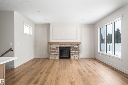 26 Grayson Green, Stony Plain, AB - Indoor Photo Showing Living Room With Fireplace