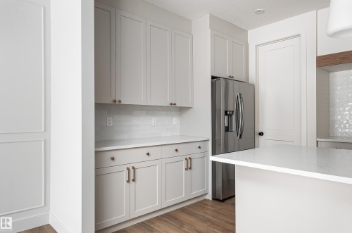 30 Grayson Green, Stony Plain, AB - Indoor Photo Showing Kitchen