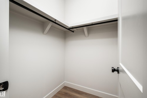 30 Grayson Green, Stony Plain, AB - Indoor With Storage