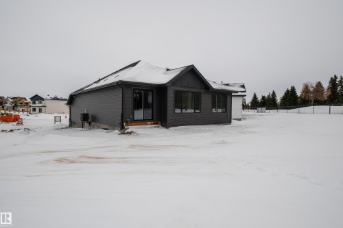 30 Grayson Green, Stony Plain, AB - Outdoor