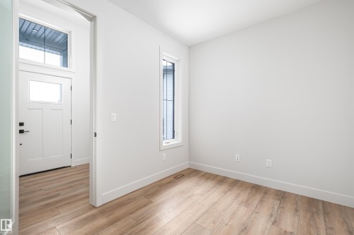 30 Grayson Green, Stony Plain, AB - Indoor Photo Showing Other Room