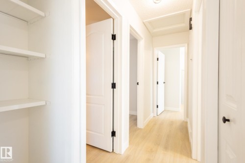 16215 102 Street, Edmonton, AB - Indoor