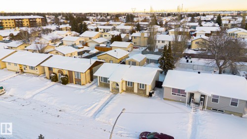 16215 102 Street, Edmonton, AB - Outdoor