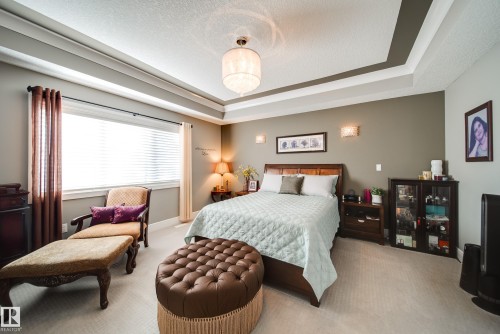 5410 Mcluhan End End, Edmonton, AB - Indoor Photo Showing Bedroom