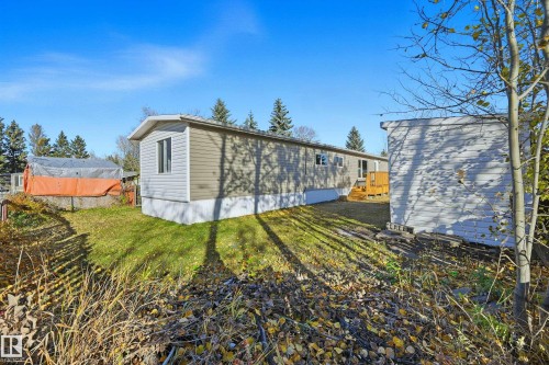 2 Cliff Crescent, Edmonton, AB - Outdoor