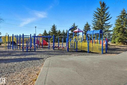 2 Cliff Crescent, Edmonton, AB - Outdoor