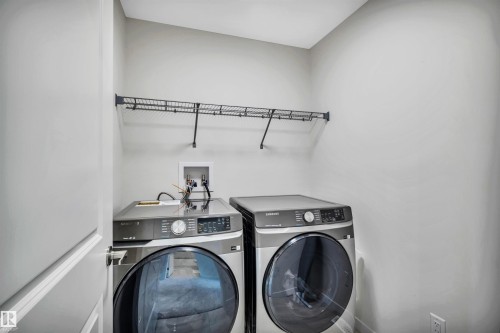 4930 Kinney Road, Edmonton, AB - Indoor Photo Showing Laundry Room